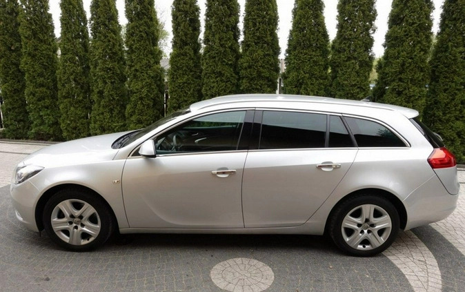 Opel Insignia cena 23900 przebieg: 214000, rok produkcji 2011 z Malbork małe 301